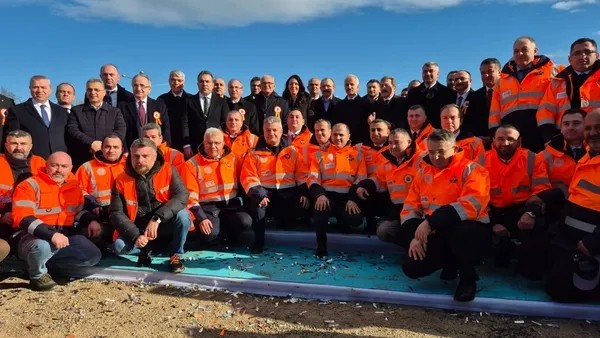 Bakan Uraloğlu Hızlı Tren projesini duyurdu! İki il arası 2,5 saate iniyor